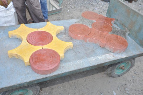 custom designer pavers making machine